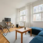 Character 2-bedroom In The Center