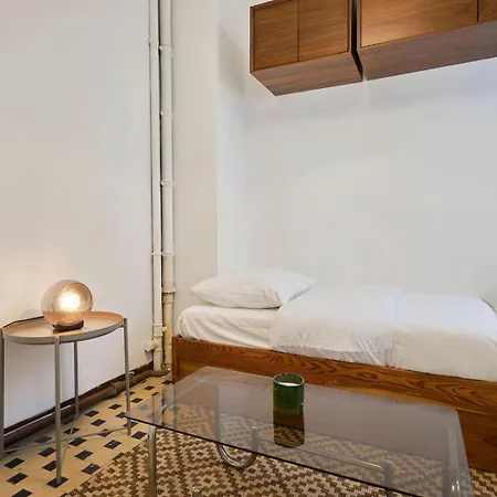 Character 2-bedroom In The Center Lejlighed