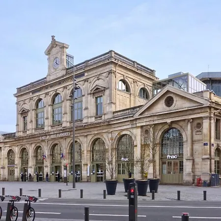 Character 2-bedroom In The Center Lille