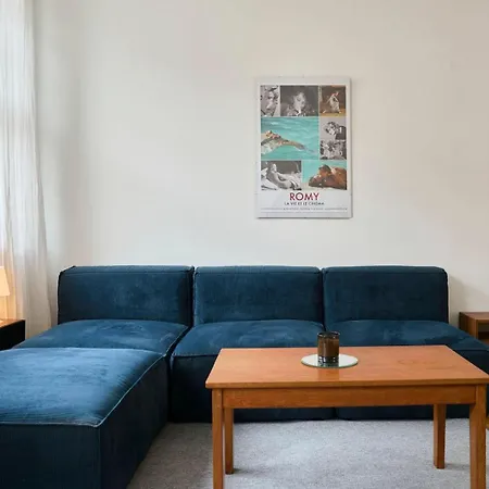 Character 2-bedroom In The Center Apartament *