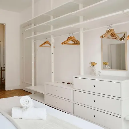 Character 2-bedroom In The Center Lille