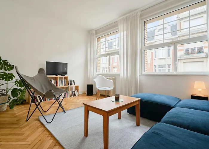 Character 2-bedroom In The Center