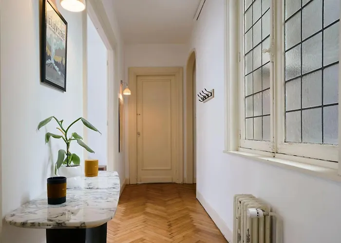 Character 2-bedroom In The Center Апартаменты
