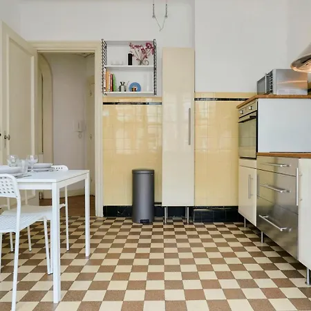Character 2-bedroom In The Center Appartement *